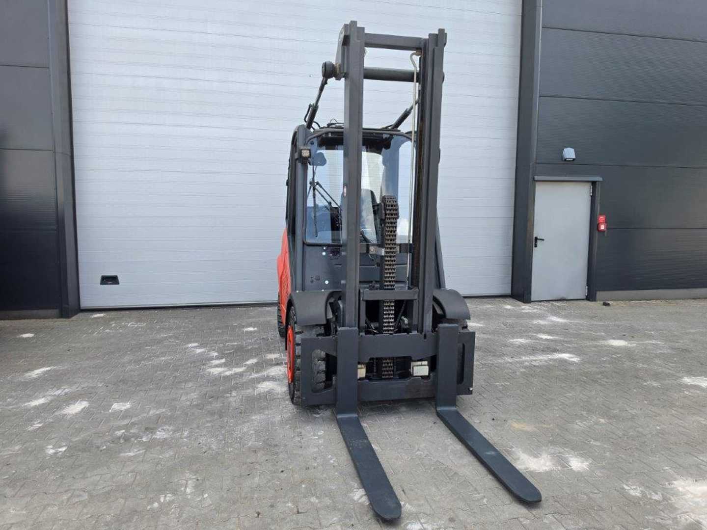 Used Forklift Linde H50D-02/600 4 ratų šakinis krautuvas (Image 4) Used Forklift Linde H50D-02/600 4 ratų šakinis krautuvas (Image 4)