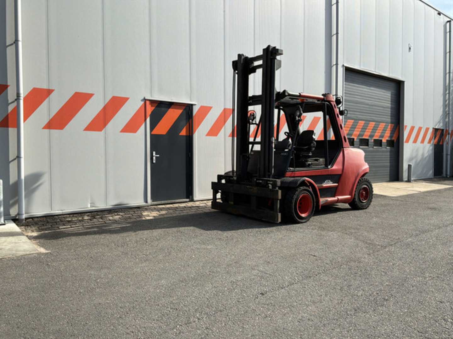 Used Forklift Linde H80D/900-02 4 ratų šakinis krautuvas (Image 5) Used Forklift Linde H80D/900-02 4 ratų šakinis krautuvas (Image 5)