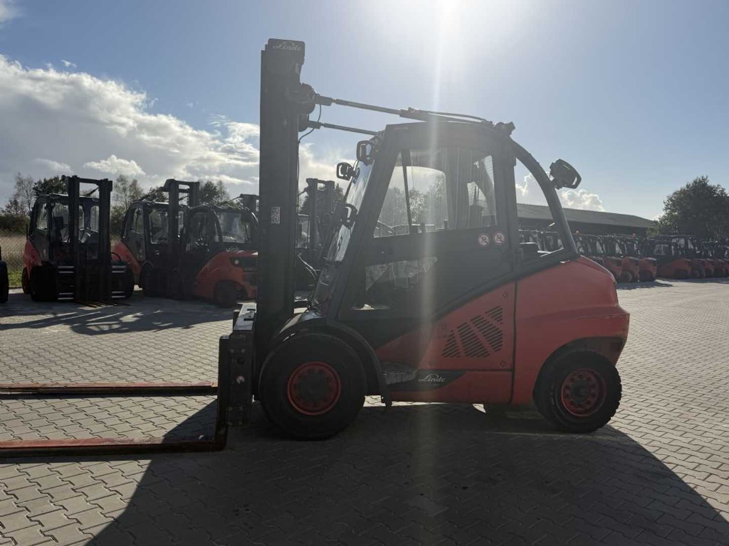 Used Forklift Linde H50D-02/600 4 ratų šakinis krautuvas (Image 9) Used Forklift Linde H50D-02/600 4 ratų šakinis krautuvas (Image 9)