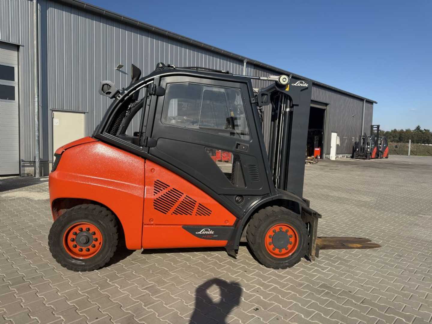 Used Forklift Linde H50D-02 Containerfähig 4 ratų šakinis krautuvas (Image 10) Used Forklift Linde H50D-02 Containerfähig 4 ratų šakinis krautuvas (Image 10)