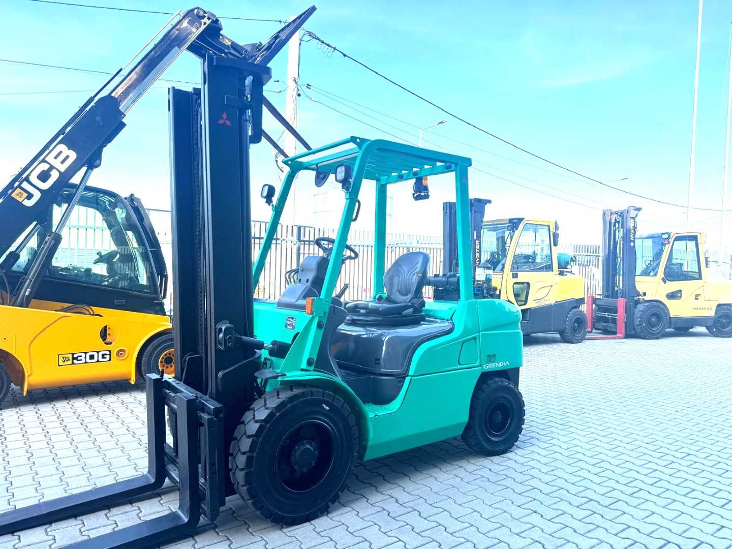 Used Forklift Mitsubishi FD35NT / Diesel/6012 hours / New price 4 ratų šakinis krautuvas (Image 1) Used Forklift Mitsubishi FD35NT / Diesel/6012 hours / New price 4 ratų šakinis krautuvas (Image 1)