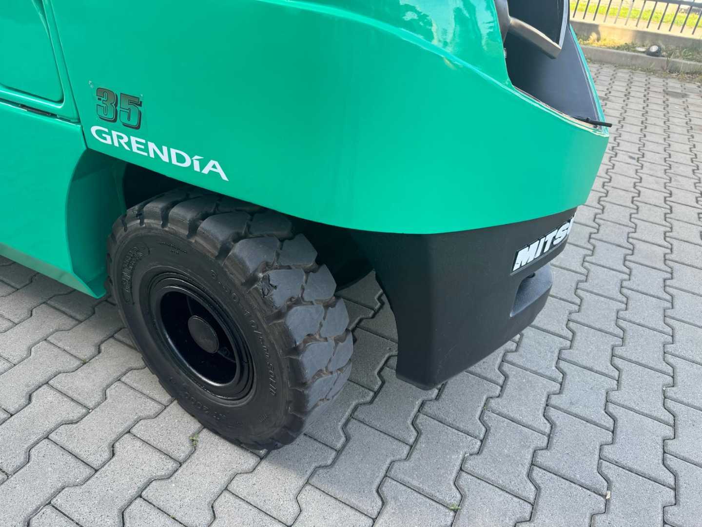 Used Forklift Mitsubishi FD35NT / Diesel/6012 hours / New price 4 ratų šakinis krautuvas (Image 9) Used Forklift Mitsubishi FD35NT / Diesel/6012 hours / New price 4 ratų šakinis krautuvas (Image 9)