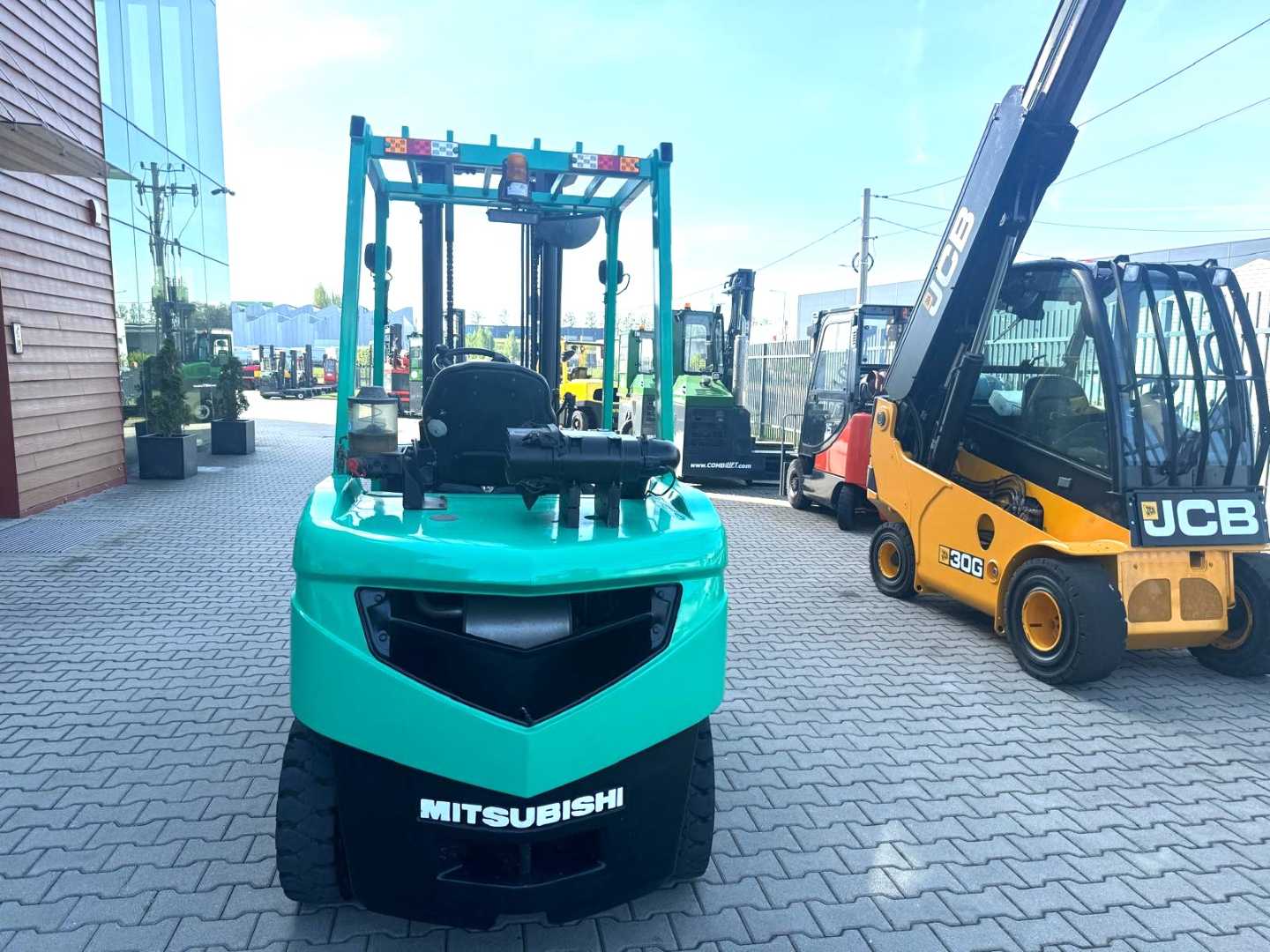Used Forklift Mitsubishi FD35NT / Diesel/6012 hours / New price 4 ratų šakinis krautuvas (Image 15) Used Forklift Mitsubishi FD35NT / Diesel/6012 hours / New price 4 ratų šakinis krautuvas (Image 15)