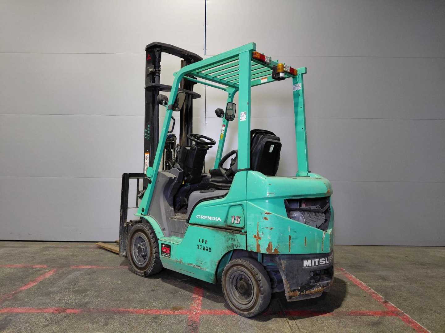 Used Forklift Mitsubishi FD15N 4 ratų šakinis krautuvas (Image 1) Used Forklift Mitsubishi FD15N 4 ratų šakinis krautuvas (Image 1)