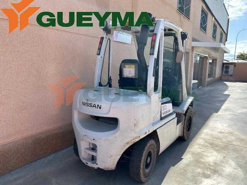 Used Forklift Nissan YG1D2A30Q 4 ratų šakinis krautuvas (Image 2) Used Forklift Nissan YG1D2A30Q 4 ratų šakinis krautuvas (Image 2)