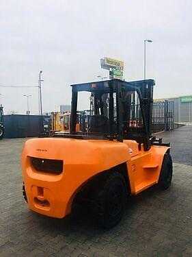 Used Forklift SAMUK RY70D 4 ratų šakinis krautuvas (Image 3) Used Forklift SAMUK RY70D 4 ratų šakinis krautuvas (Image 3)
