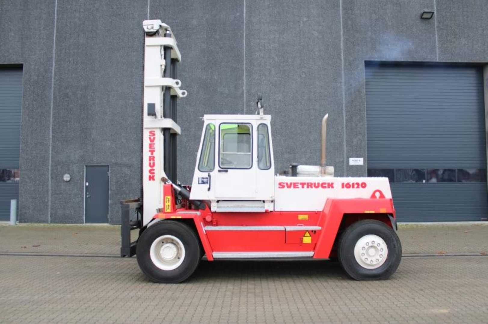 Used Forklift Svetruck 16120-35 4 ratų šakinis krautuvas (Image 1) Used Forklift Svetruck 16120-35 4 ratų šakinis krautuvas (Image 1)