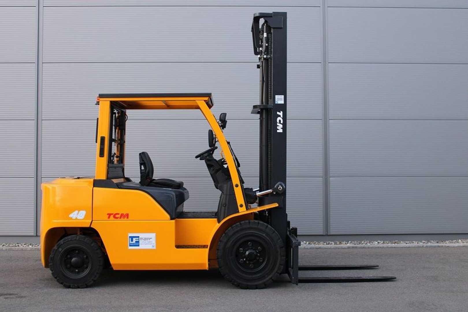 Used Forklift TCM D-1-F-A-40-Q 4 ratų šakinis krautuvas (Image 6) Used Forklift TCM D-1-F-A-40-Q 4 ratų šakinis krautuvas (Image 6)