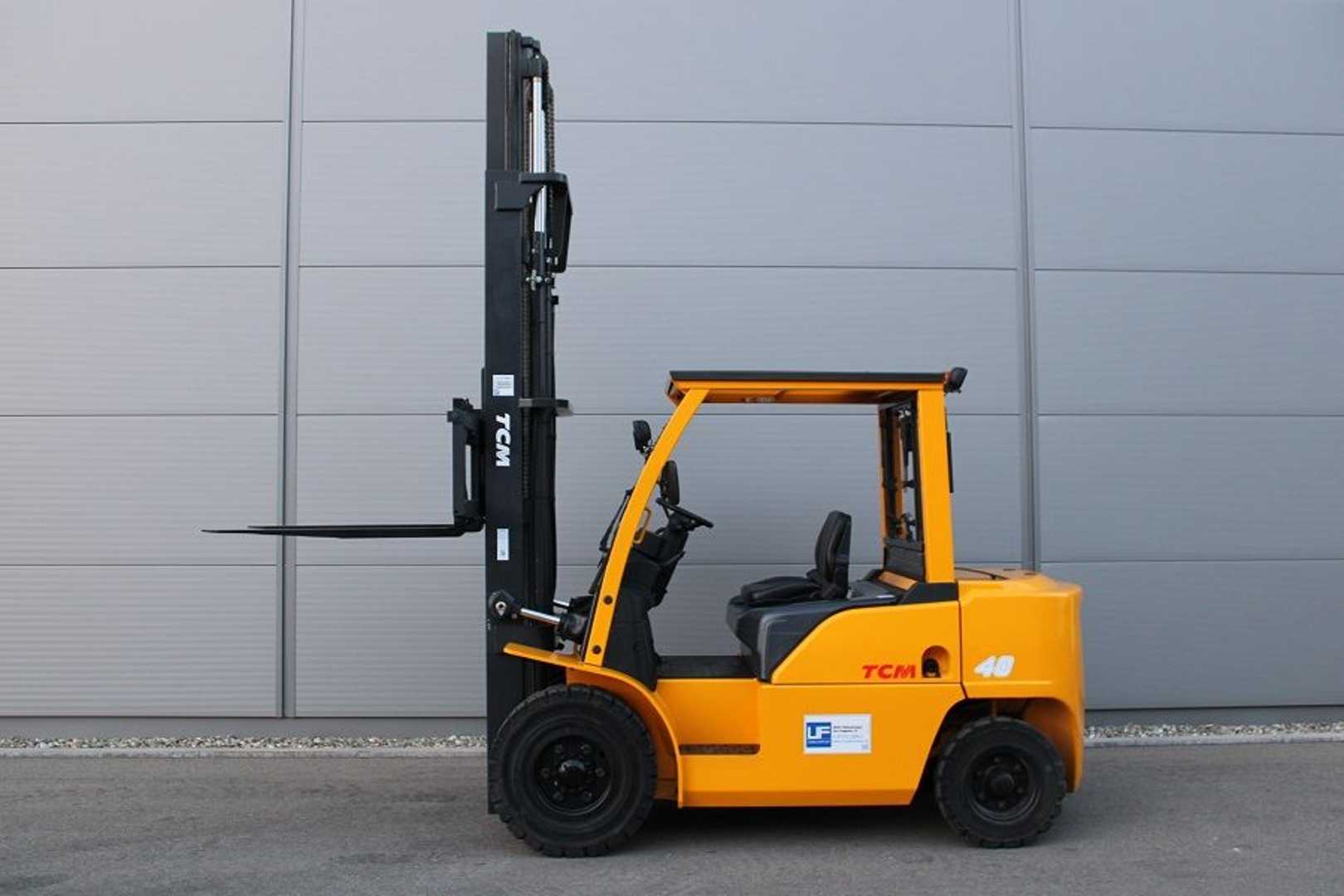 Used Forklift TCM D-1-F-A-40-Q 4 ratų šakinis krautuvas (Image 7) Used Forklift TCM D-1-F-A-40-Q 4 ratų šakinis krautuvas (Image 7)