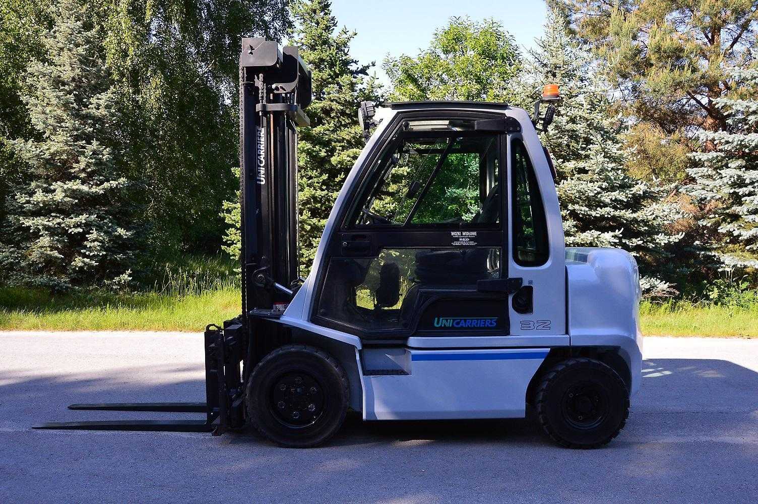 Used Forklift UniCarriers YG1D2A32Q 4 ratų šakinis krautuvas (Image 2) Used Forklift UniCarriers YG1D2A32Q 4 ratų šakinis krautuvas (Image 2)