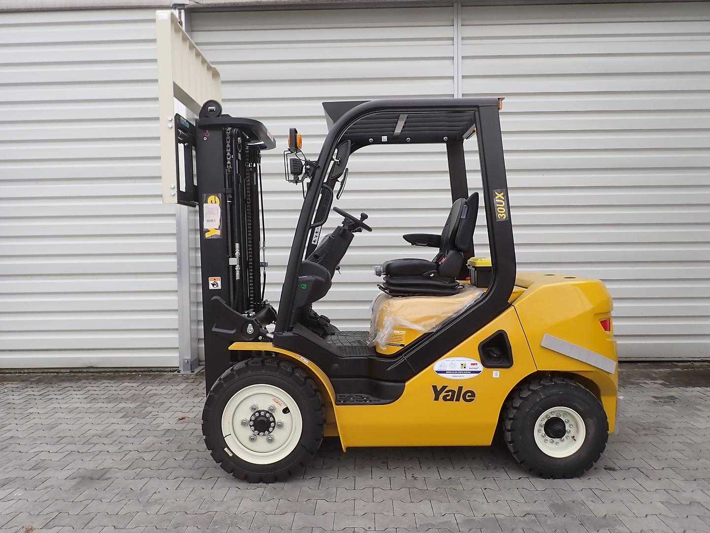 Used Forklift Yale GDP30UX 4 ratų šakinis krautuvas (Image 7) Used Forklift Yale GDP30UX 4 ratų šakinis krautuvas (Image 7)