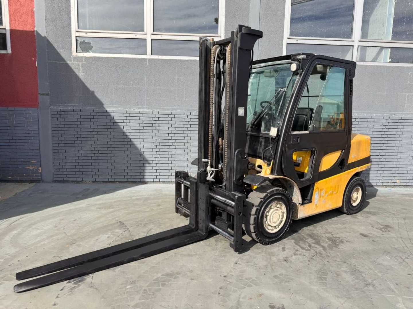 Used Forklift Yale GDP 40 VX6 Baujahr 2015 /Stunden 14051/ Kabine/Duplex 4 ratų šakinis krautuvas (Image 5)