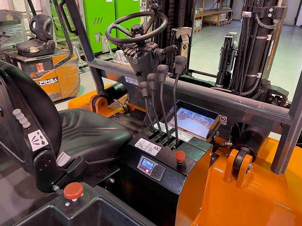 Used Forklift BALDI FIMSA E 10 – 12 – 14 4 ratų šakinis krautuvas (Image 4) Used Forklift BALDI FIMSA E 10 – 12 – 14 4 ratų šakinis krautuvas (Image 4)