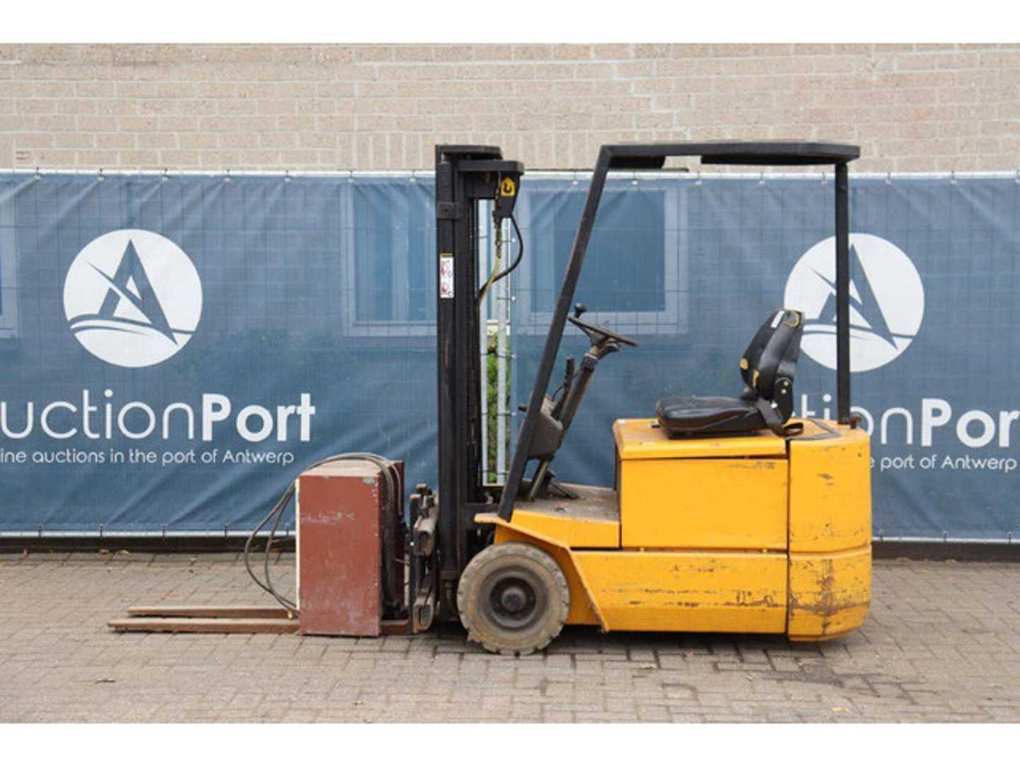 Used Forklift BOSS SJ13-70MK V/A-1 4 ratų šakinis krautuvas (Image 2)