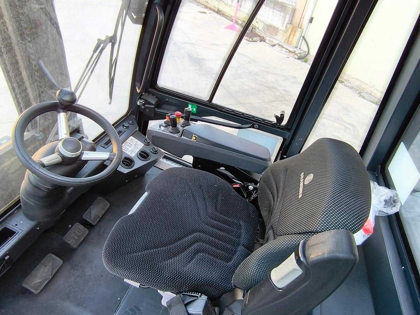 Used Forklift Carer A80/900X 4 ratų šakinis krautuvas (Image 5) Used Forklift Carer A80/900X 4 ratų šakinis krautuvas (Image 5)