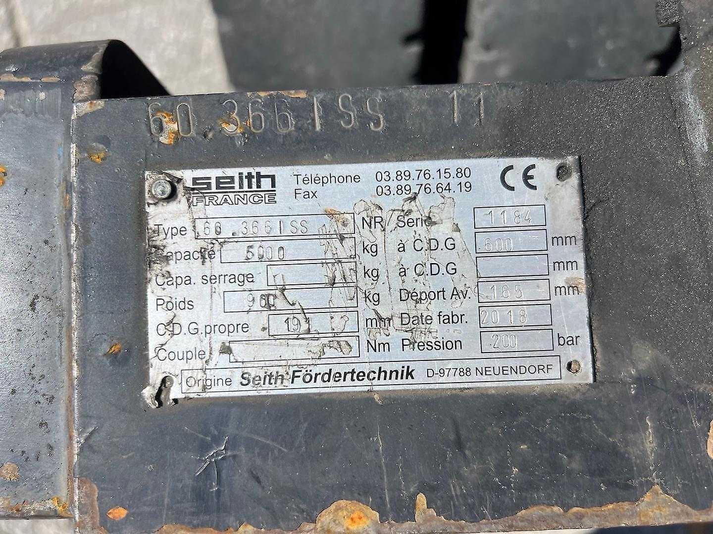 Used Forklift Carer R60H2 - 4000mm 4 ratų šakinis krautuvas (Image 7) Used Forklift Carer R60H2 - 4000mm 4 ratų šakinis krautuvas (Image 7)