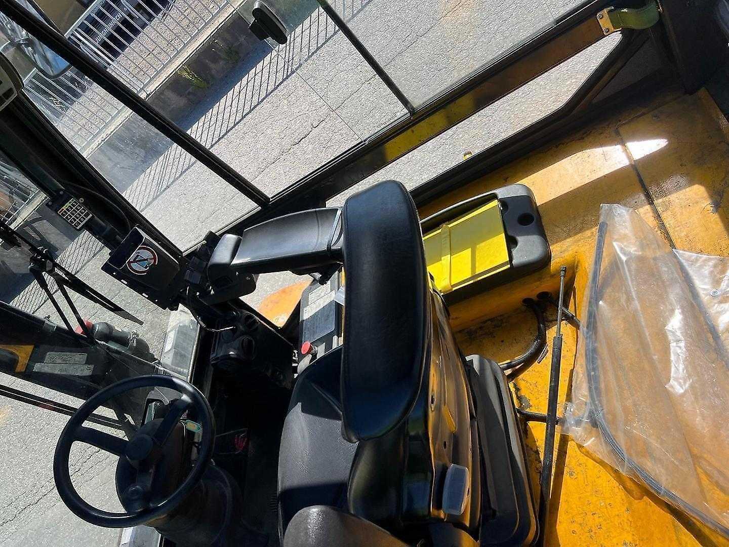 Used Forklift Carer R60H2 - 4000mm 4 ratų šakinis krautuvas (Image 8) Used Forklift Carer R60H2 - 4000mm 4 ratų šakinis krautuvas (Image 8)