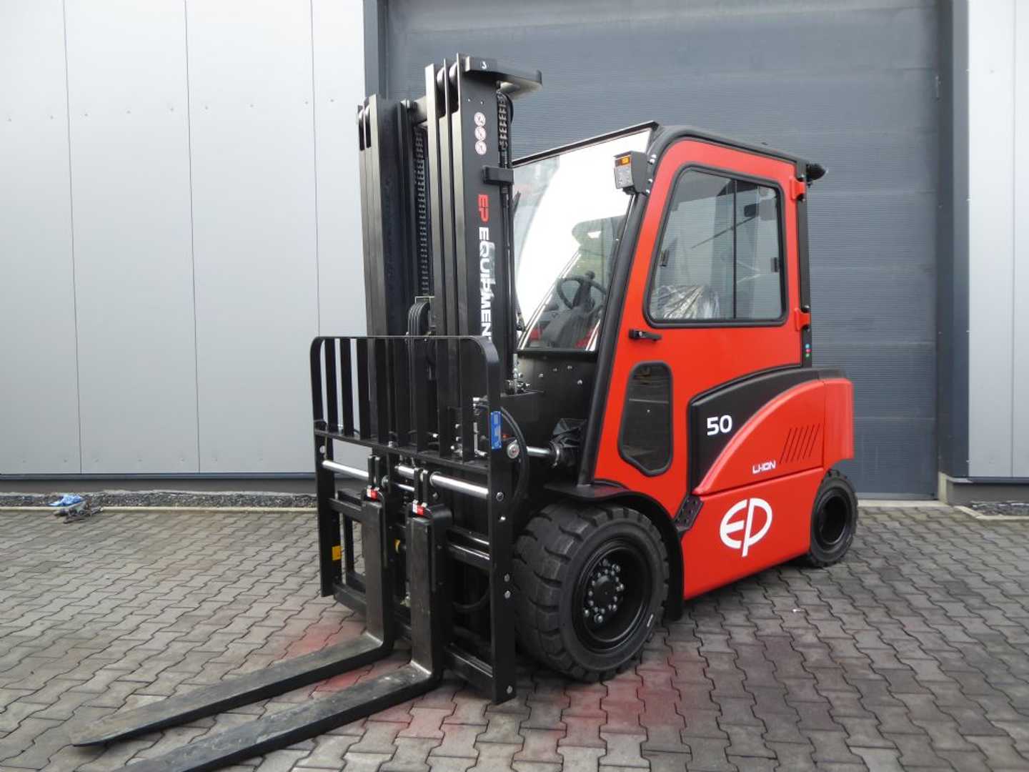 Used Forklift EP EP Equipment CPD50F8 4 ratų šakinis krautuvas (Image 1)