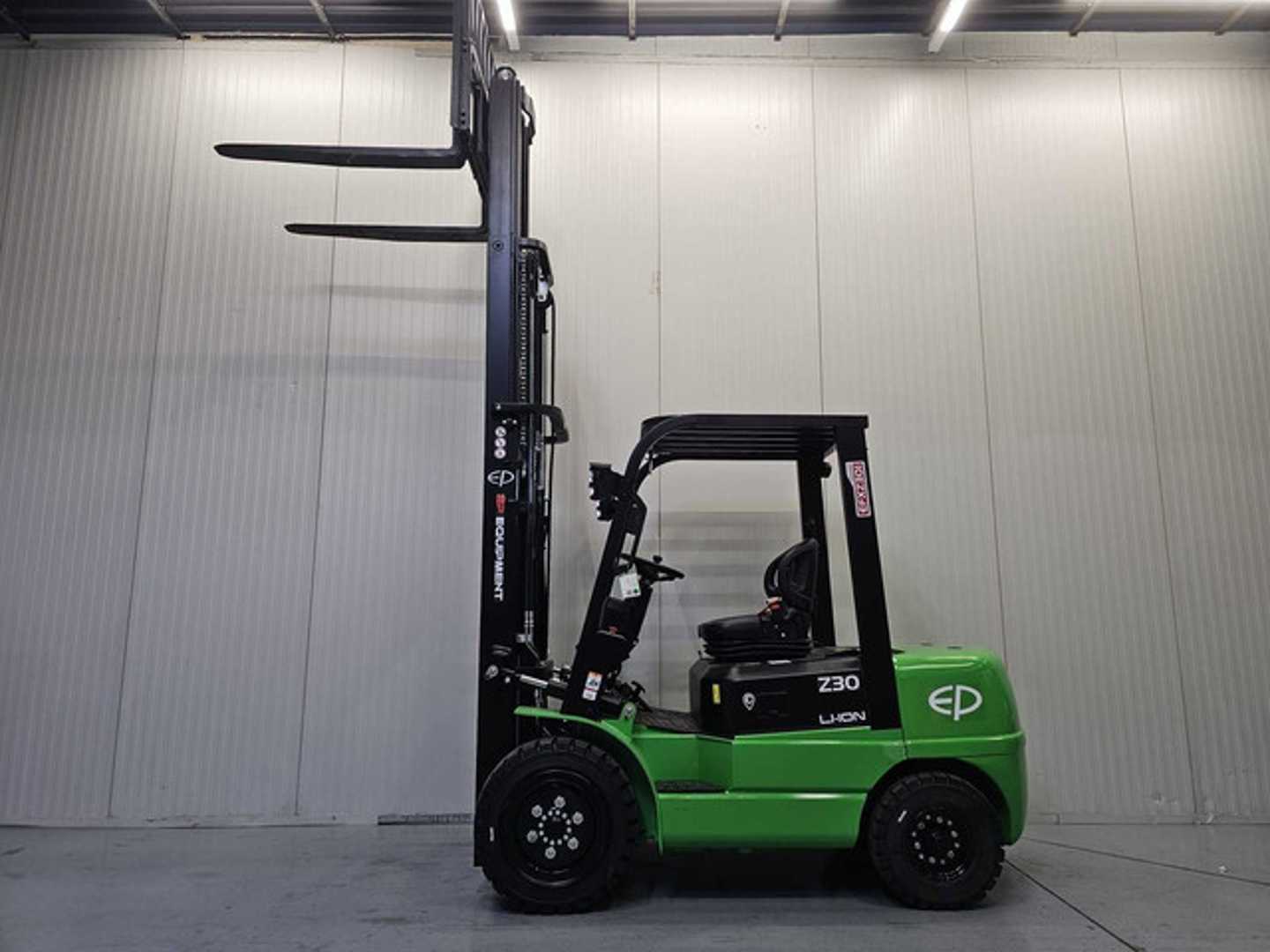Used Forklift EP Vorkheftruck EFXZ-301-H - 4,8M Triplex - Freelift - Sideshift 4 ratų šakinis krautuvas (Image 5) Used Forklift EP Vorkheftruck EFXZ-301-H - 4,8M Triplex - Freelift - Sideshift 4 ratų šakinis krautuvas (Image 5)