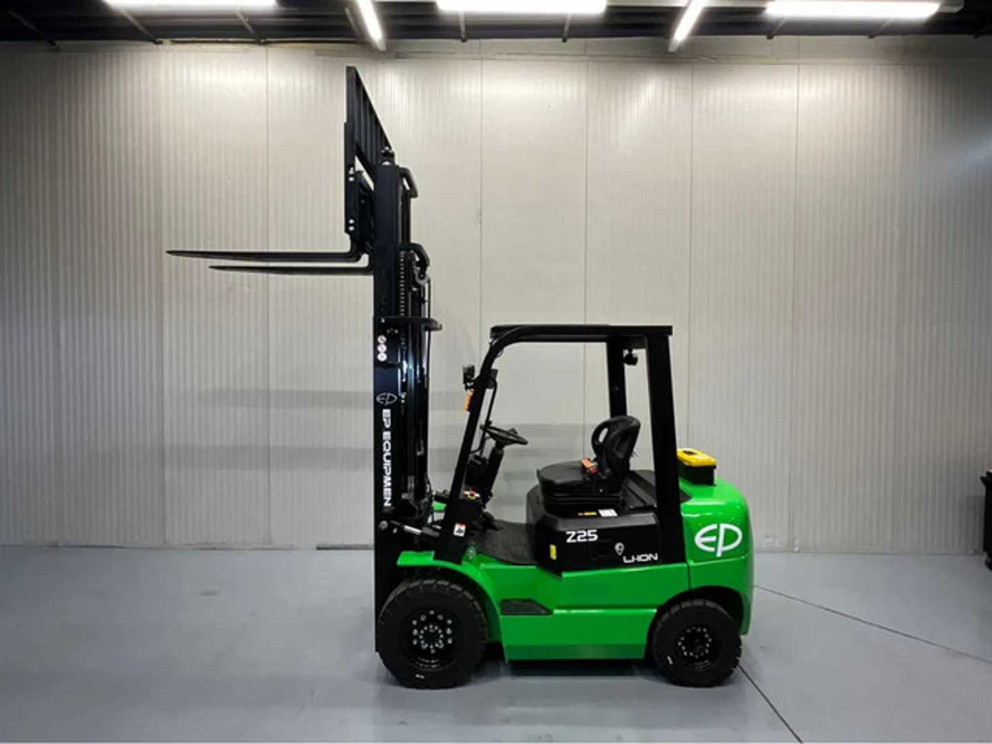 Used Forklift EP Vorkheftruck EFXZ-251 - 4,8M - Triplex - Freelift - Sideshift 4 ratų šakinis krautuvas (Image 7) Used Forklift EP Vorkheftruck EFXZ-251 - 4,8M - Triplex - Freelift - Sideshift 4 ratų šakinis krautuvas (Image 7)