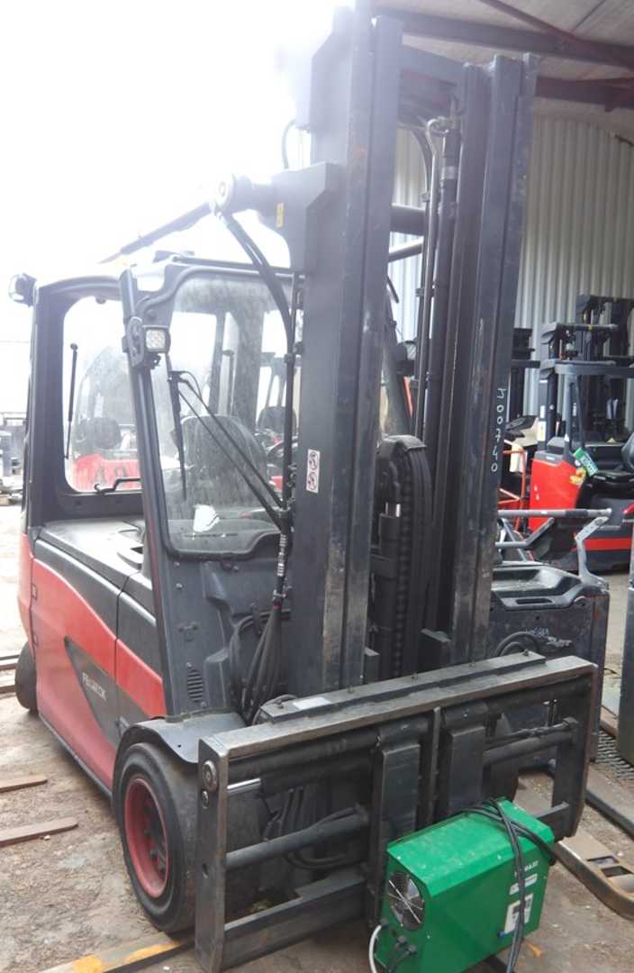 Used Forklift Fenwick E 50 HL 4 ratų šakinis krautuvas (Image 4) Used Forklift Fenwick E 50 HL 4 ratų šakinis krautuvas (Image 4)