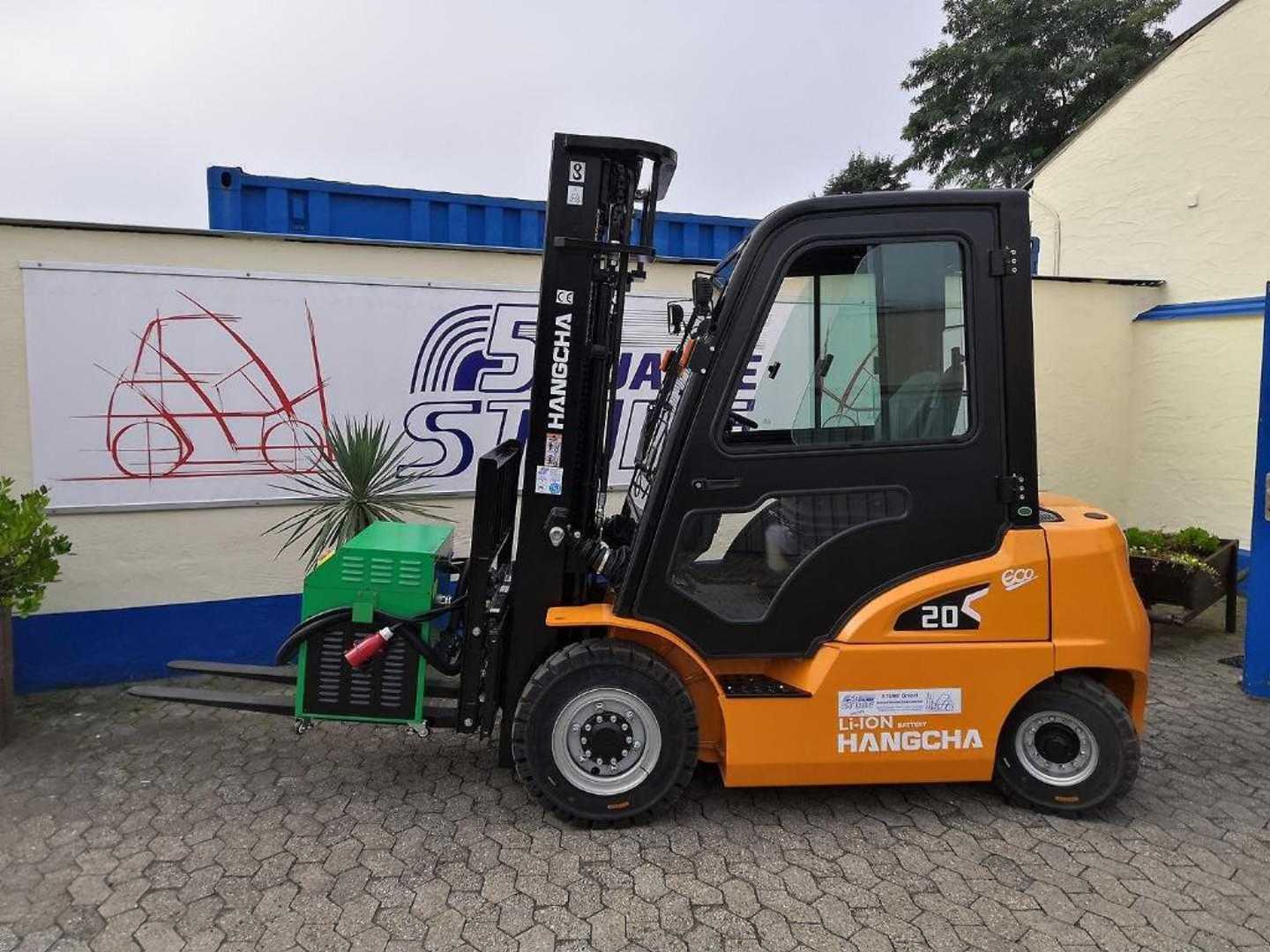 Used Forklift HC CPD20-XEY2-SI 4 ratų šakinis krautuvas (Image 1) Used Forklift HC CPD20-XEY2-SI 4 ratų šakinis krautuvas (Image 1)