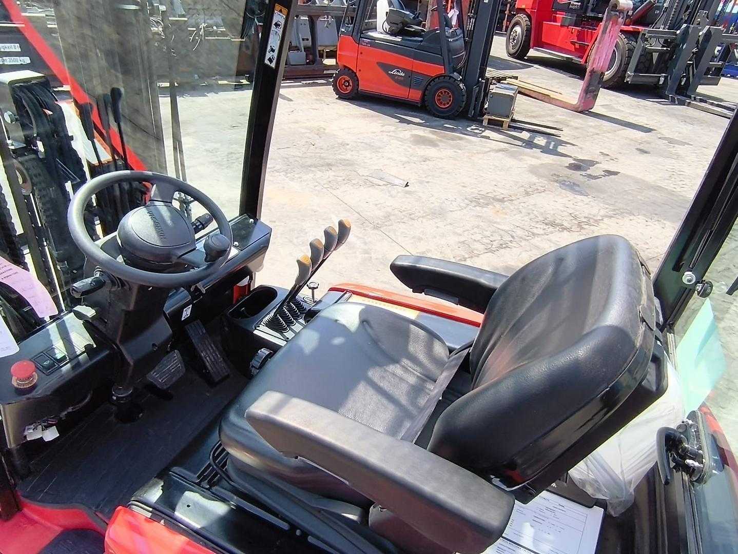 Used Forklift Hangcha CPDS20-AD6 4 ratų šakinis krautuvas (Image 5) Used Forklift Hangcha CPDS20-AD6 4 ratų šakinis krautuvas (Image 5)