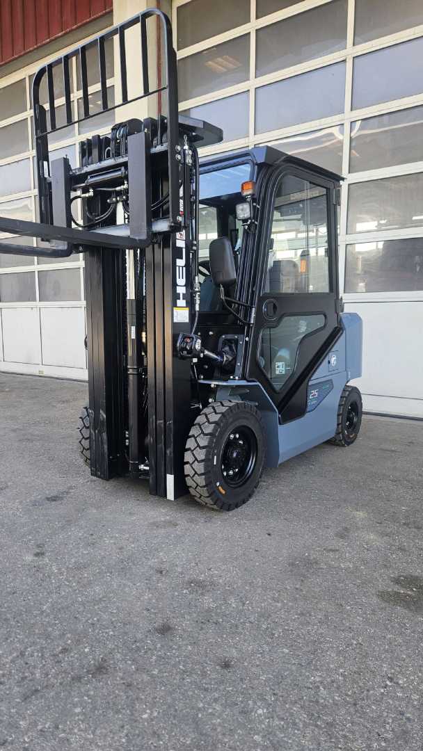 Used Forklift Heli CPD25-A6LiK3-H 4 ratų šakinis krautuvas (Image 3)