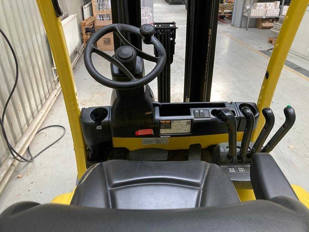 Used Forklift Hyster J2.5XN 4 ratų šakinis krautuvas (Image 4) Used Forklift Hyster J2.5XN 4 ratų šakinis krautuvas (Image 4)
