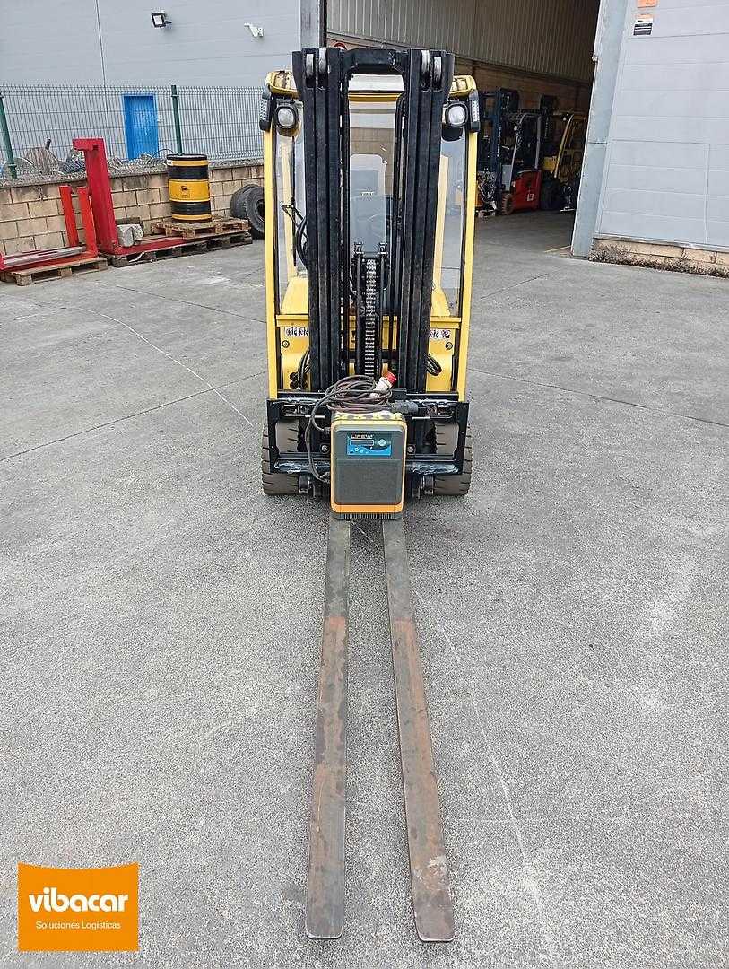 Used Forklift Hyster J2.0XN LWB 4 ratų šakinis krautuvas (Image 3) Used Forklift Hyster J2.0XN LWB 4 ratų šakinis krautuvas (Image 3)