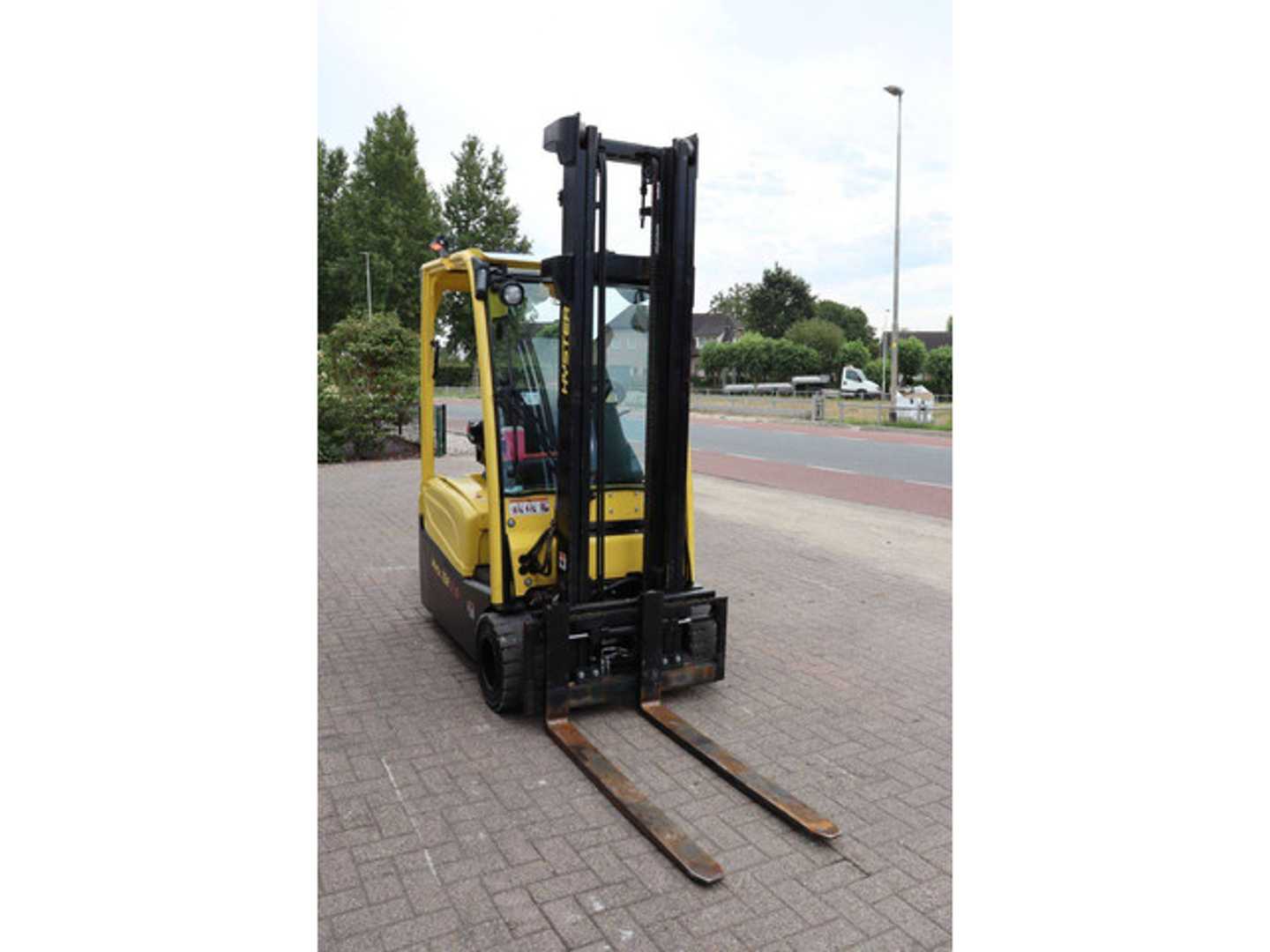 Used Forklift Hyster J2.0XNT MWB 4 ratų šakinis krautuvas (Image 7)