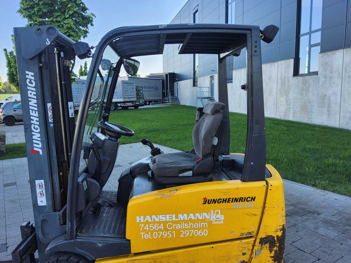 Used Forklift Jungheinrich EFG 216 4 ratų šakinis krautuvas (Image 19) Used Forklift Jungheinrich EFG 216 4 ratų šakinis krautuvas (Image 19)