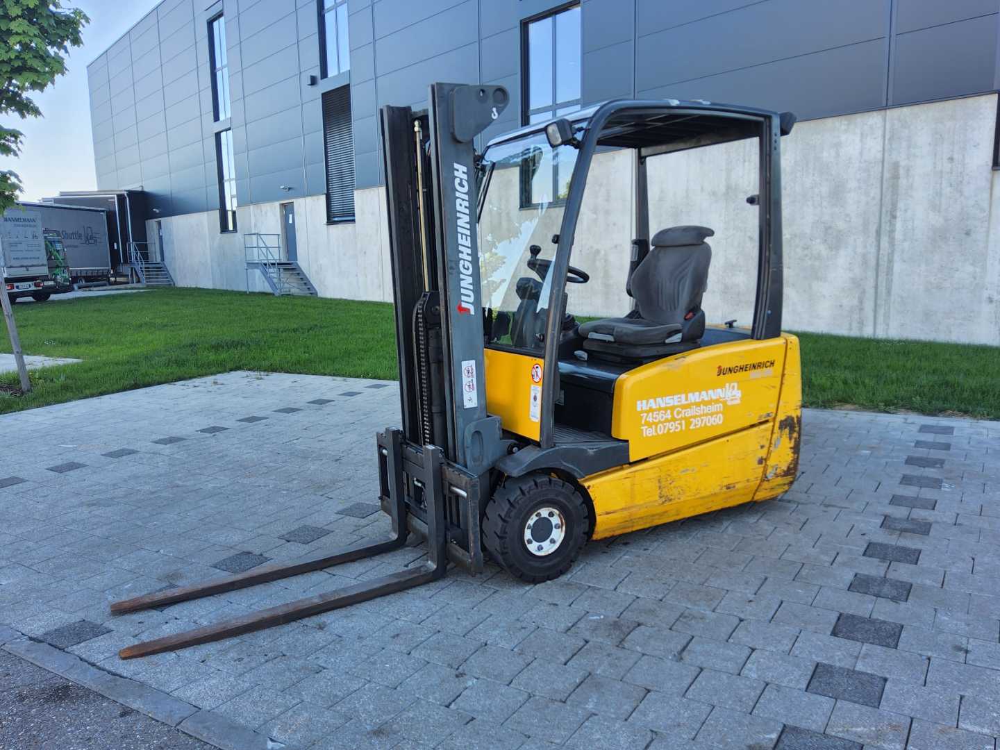 Used Forklift Jungheinrich EFG 216 4 ratų šakinis krautuvas (Image 1) Used Forklift Jungheinrich EFG 216 4 ratų šakinis krautuvas (Image 1)