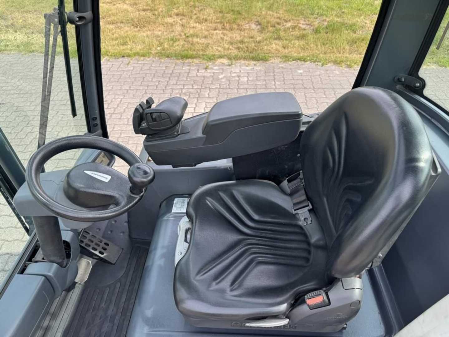 Used Forklift Jungheinrich EFG320 4 ratų šakinis krautuvas (Image 10)