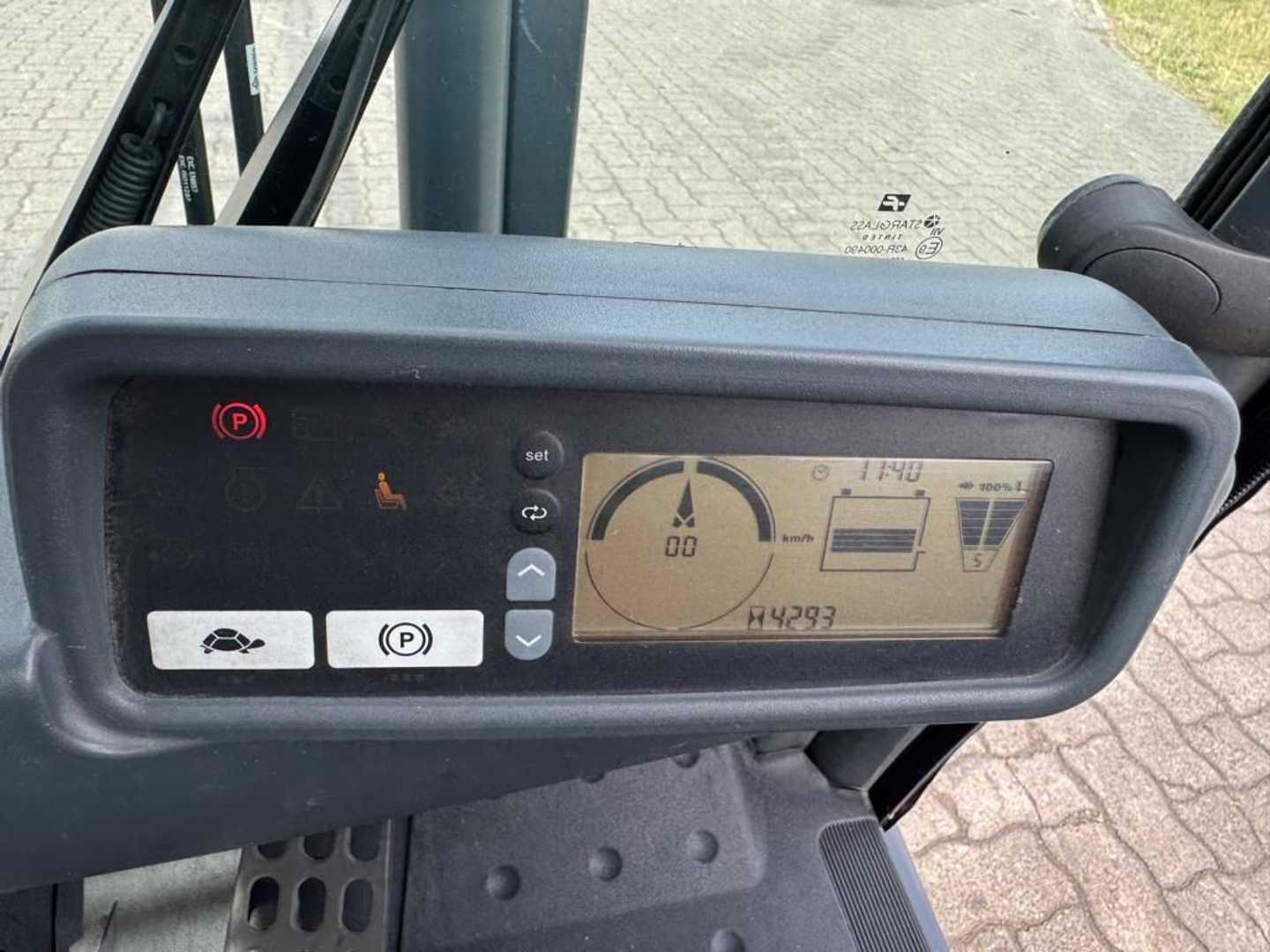 Used Forklift Jungheinrich EFG320 4 ratų šakinis krautuvas (Image 11)