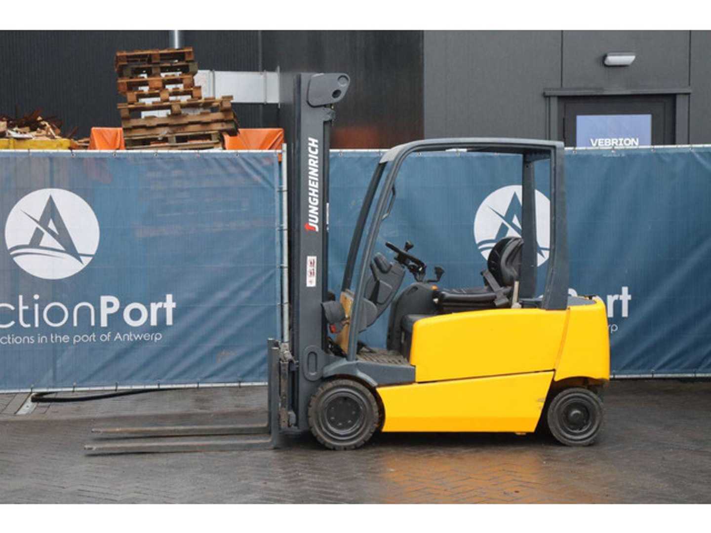 Used Forklift Jungheinrich EFG 320 4 ratų šakinis krautuvas (Image 1)