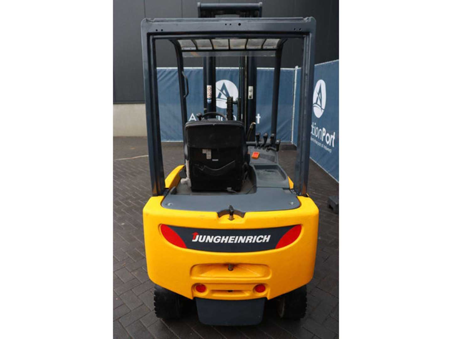 Used Forklift Jungheinrich EFG 320 4 ratų šakinis krautuvas (Image 5)