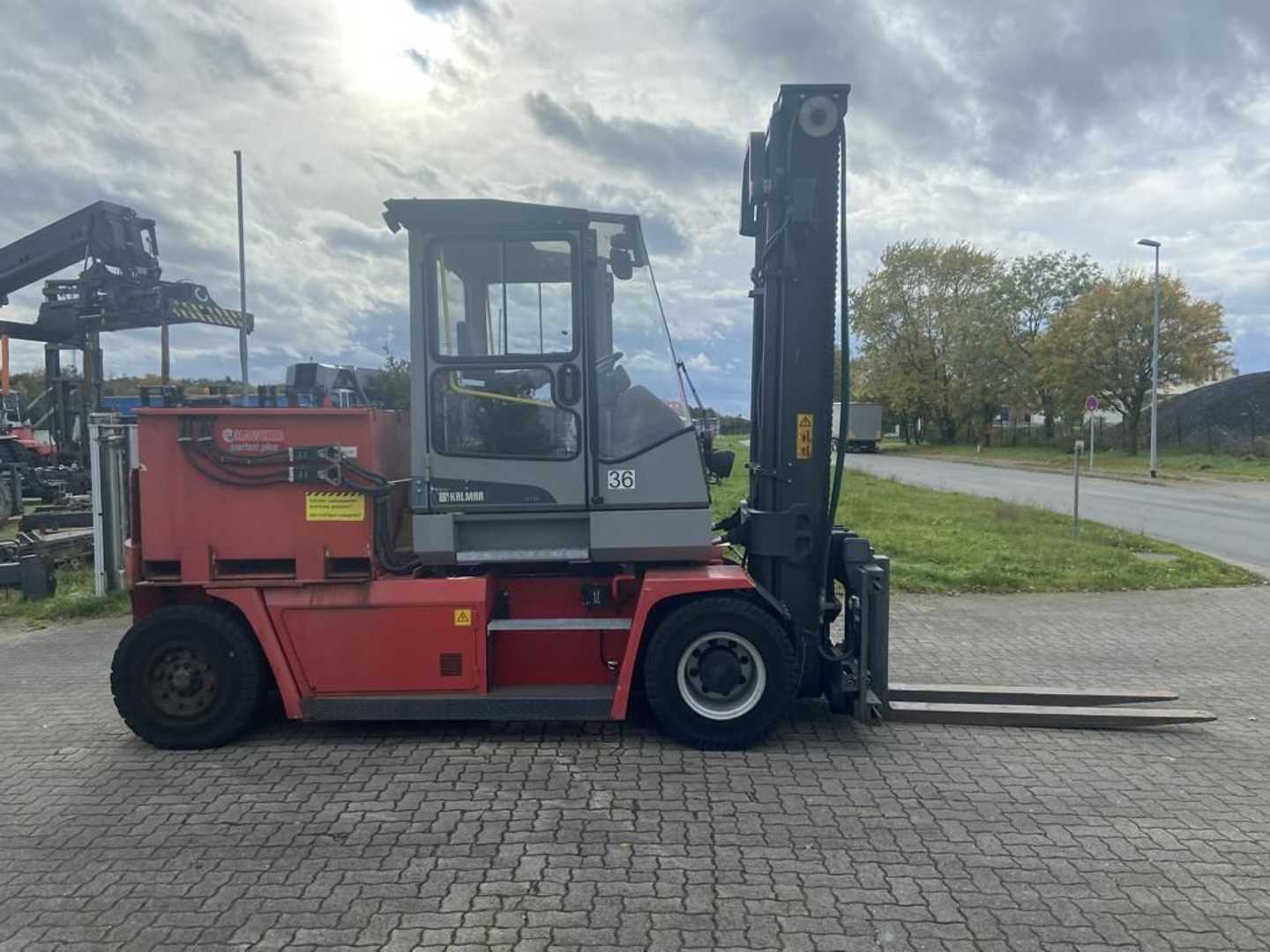 Used Forklift Kalmar ECF80-9 4 ratų šakinis krautuvas (Image 3)