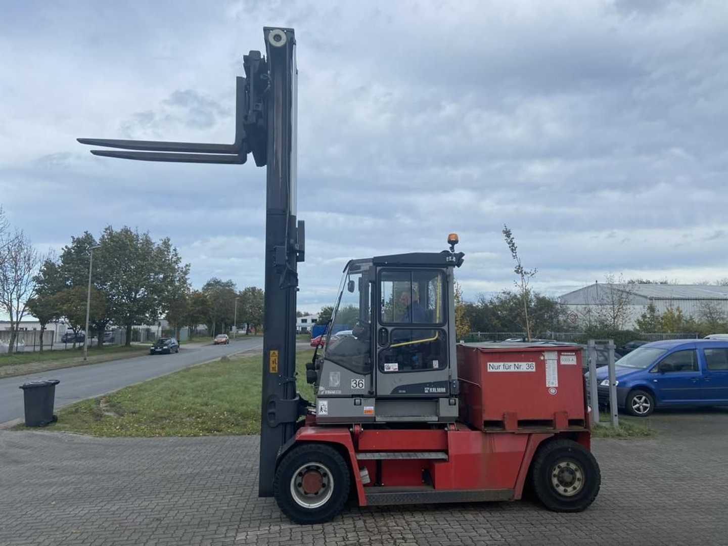 Used Forklift Kalmar ECF80-9 4 ratų šakinis krautuvas (Image 4)