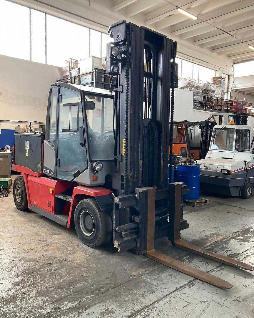 Used Forklift Kalmar ECF80-6 4 ratų šakinis krautuvas (Image 2) Used Forklift Kalmar ECF80-6 4 ratų šakinis krautuvas (Image 2)