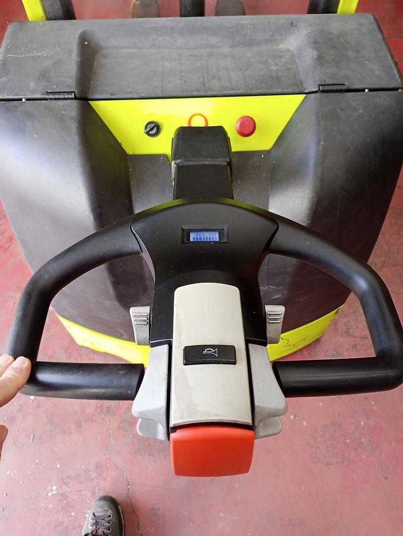 Used Forklift Lifter LX 12/29 4 ratų šakinis krautuvas (Image 2)