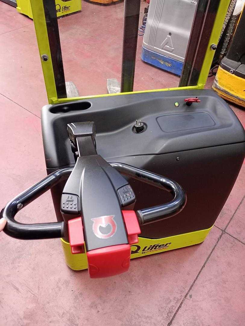 Used Forklift Lifter GX 12/29 4 ratų šakinis krautuvas (Image 4) Used Forklift Lifter GX 12/29 4 ratų šakinis krautuvas (Image 4)