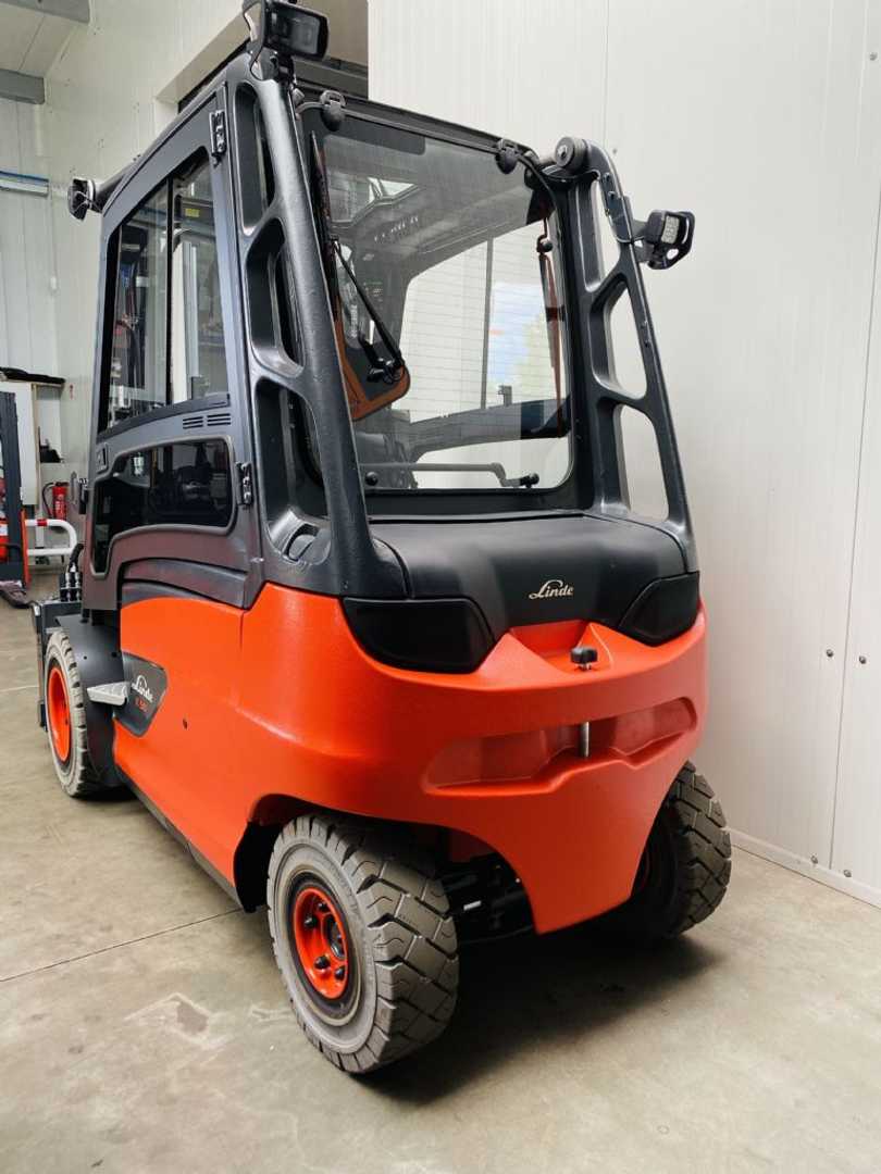 Used Forklift Linde E 50 HL-01/600 Kabine Triplex 4 ratų šakinis krautuvas (Image 3)