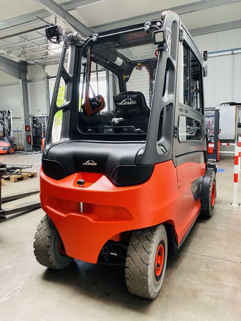 Used Forklift Linde E 50 HL-01/600 Kabine Triplex 4 ratų šakinis krautuvas (Image 4)