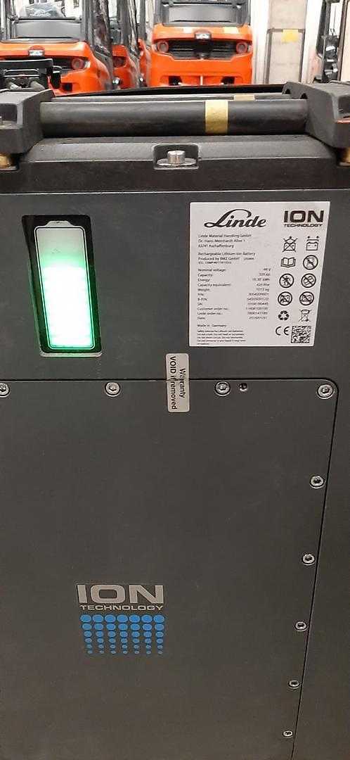 Used Forklift Linde E20PL 4 ratų šakinis krautuvas (Image 4) Used Forklift Linde E20PL 4 ratų šakinis krautuvas (Image 4)