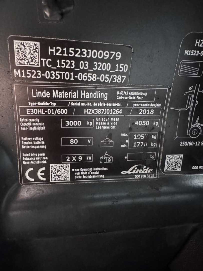 Used Forklift Linde E 30 HL-01/600 Kabine Triplex Batterie Bj.19 90% 4 ratų šakinis krautuvas (Image 8) Used Forklift Linde E 30 HL-01/600 Kabine Triplex Batterie Bj.19 90% 4 ratų šakinis krautuvas (Image 8)