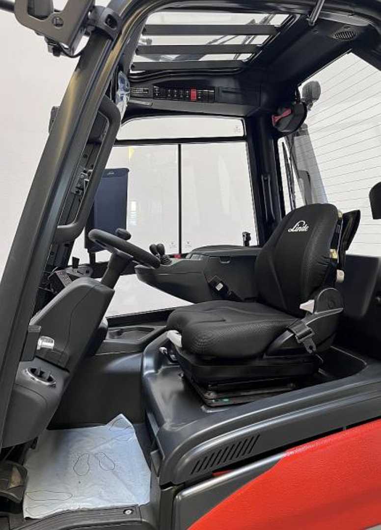 Used Forklift Linde E 30/600 H 1252 4 ratų šakinis krautuvas (Image 4)