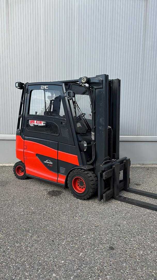 Used Forklift Linde E30HL-01/600 4 ratų šakinis krautuvas (Image 4) Used Forklift Linde E30HL-01/600 4 ratų šakinis krautuvas (Image 4)