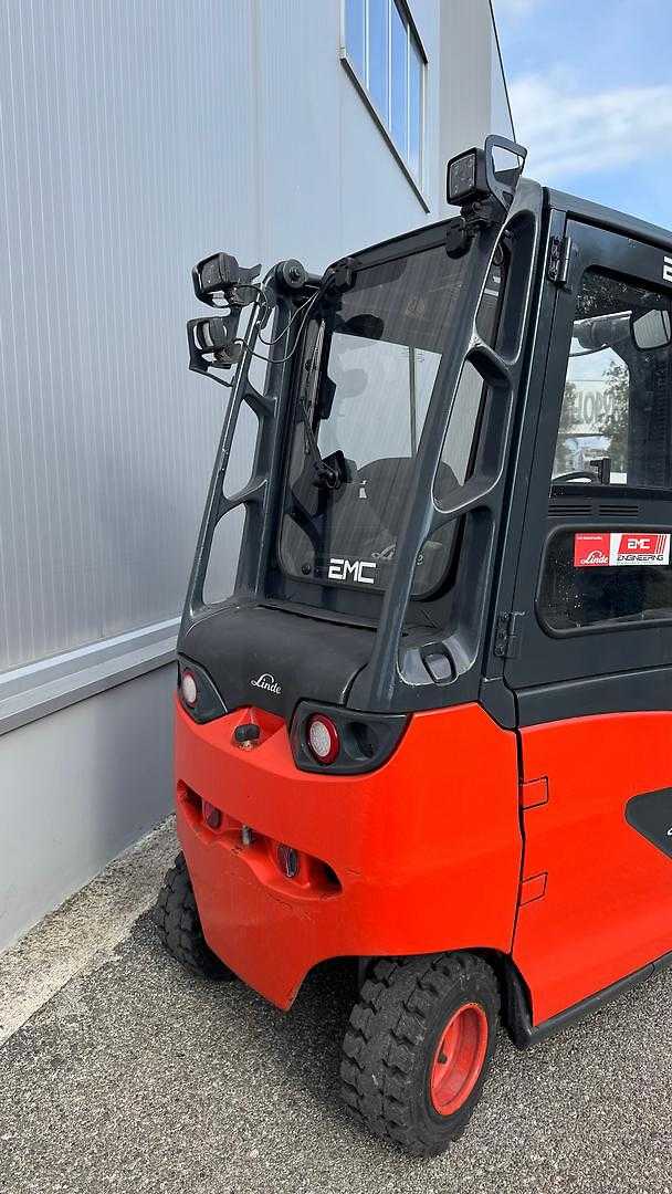Used Forklift Linde E30HL-01/600 4 ratų šakinis krautuvas (Image 6) Used Forklift Linde E30HL-01/600 4 ratų šakinis krautuvas (Image 6)