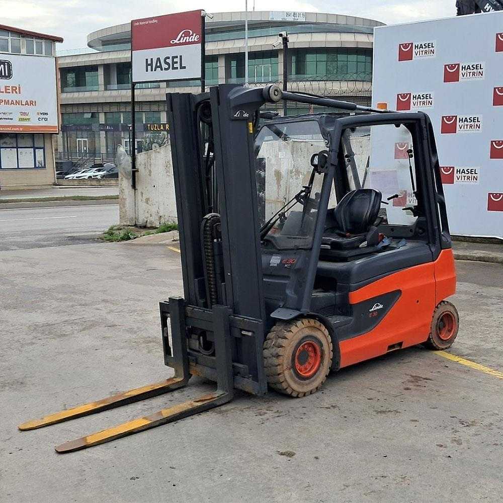 Used Forklift Linde E30L-387 4 ratų šakinis krautuvas (Image 2) Used Forklift Linde E30L-387 4 ratų šakinis krautuvas (Image 2)